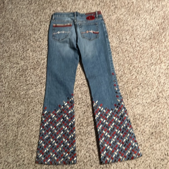 Size 29 flare jeans with maroon brown and tan ribbon designs on bottom parts - Picture 5 of 7